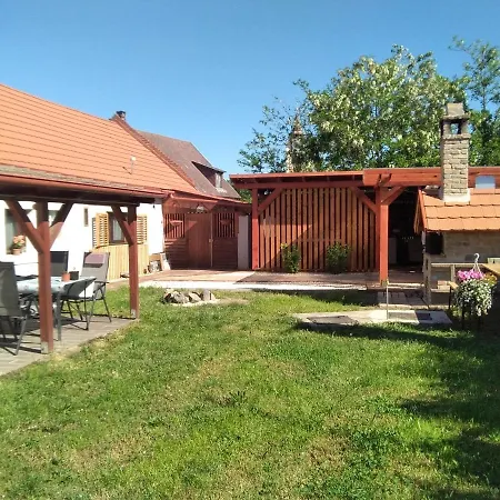 Hajni Vendeghaz Villa Kisapati