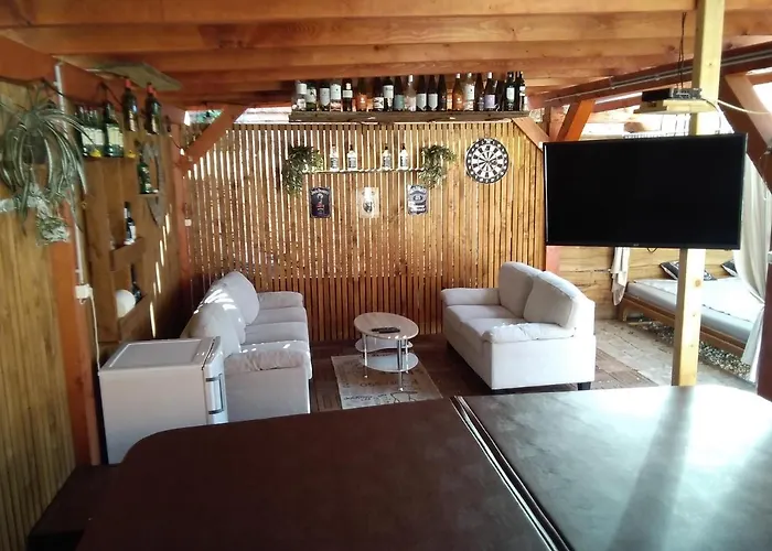 Hajni Villa Kisapati